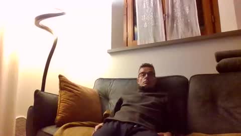 Snapshot of simmeturbate chatting on 11.15.25 Italiandaddyitalydickassbottomassholecomshowmasturbatenudeboyitalyatleticcutemuscolarhardcockdickboy online show from 11.15.25