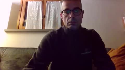 Snapshot of simmeturbate chatting on 12.14.25 Italiandaddyitalydickassbottomassholecomshowmasturbatenudeboyitalyatleticcutemuscolarhardcockdickboy online show from 12.14.25