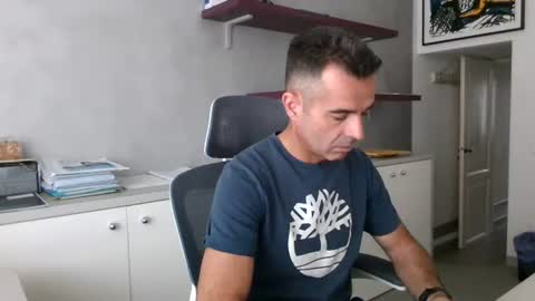 Snapshot of simmeturbate chatting on 06.13.26 Italiandaddyitalydickassbottomassholecomshowmasturbatenudeboyitalyatleticcutemuscolarhardcockdickboy online show from 06.13.26