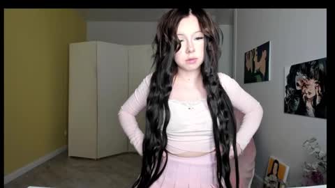 Milana online show from 10.27.25