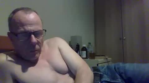 Snapshot of simon56691 chatting on 01.04.25 simon56691 online show from 01.04.25