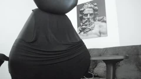 Snapshot of simon_leon01 chatting on 02.03.26 simon_leon01 online show from 02.03.26