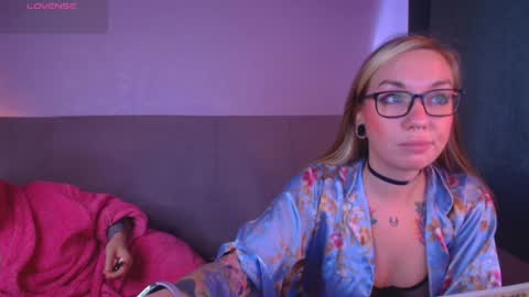 simona_moonshine online show from 03.30.26
