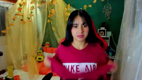 Simon Simpson          Modelo Independiente online show from 12.20.24