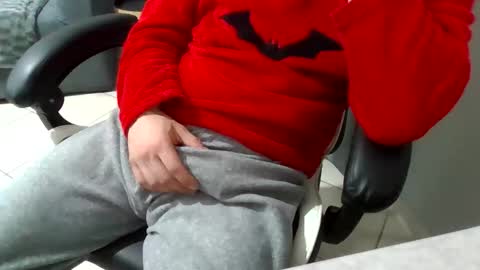 Snapshot of simoninside25 chatting on 09.25.25 simoninside25 online show from 09.25.25