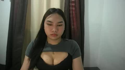 Snapshot of simply_francine chatting on 06.04.26 simply francine online show from 06.04.26