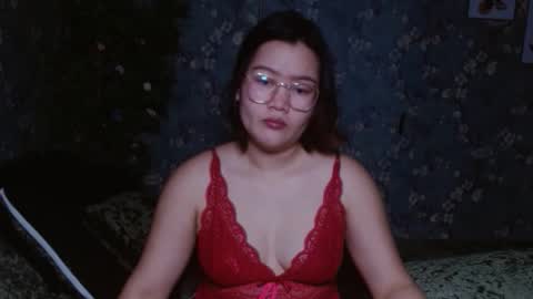 Snapshot of simply_niki chatting on 03.02.26 zia online show from 03.02.26