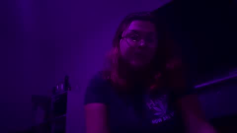 Snapshot of simplydizzy chatting on 11.01.25 simplydizzy online show from 11.01.25