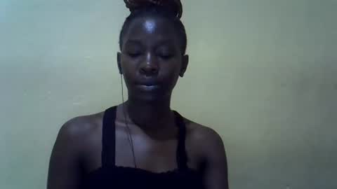 Snapshot of simplyloy33 chatting on 07.25.26 simplyloy33 online show from 07.25.26