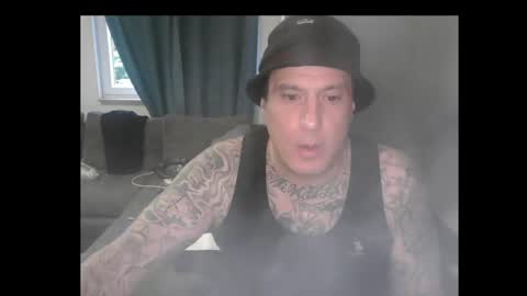 Snapshot of sinalco1975 chatting on 05.17.26 sinalco1975 online show from 05.17.26