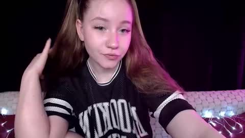 Sindi online show from 12.19.24