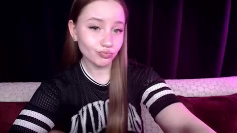 Sindi online show from 02.18.25