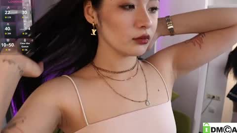 Snapshot of sindy_cet chatting on 05.10.26 Eva online show from 05.10.26