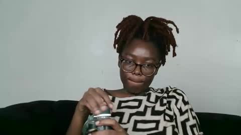 Snapshot of sinful_shadow chatting on 05.15.26 sinful_shadow online show from 05.15.26