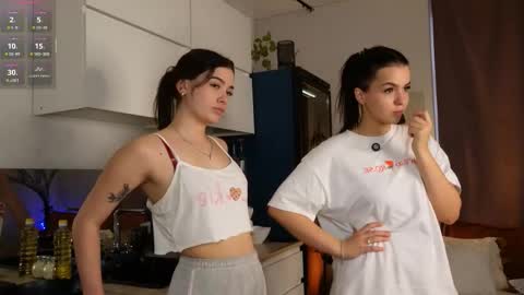 Hello guys our names Emma and Gabriela online show from 11.19.25