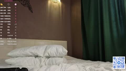 Snapshot of sinfulfairy chatting on 03.01.26 online show from 03.01.26