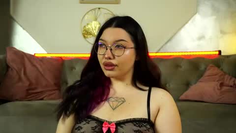 Snapshot of sinfull_angel chatting on 06.08.26 sinfull angel online show from 06.08.26