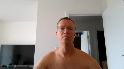Snapshot of sinfulpulse69 chatting on 06.18.26 sinfulpulse69 online show from 06.18.26
