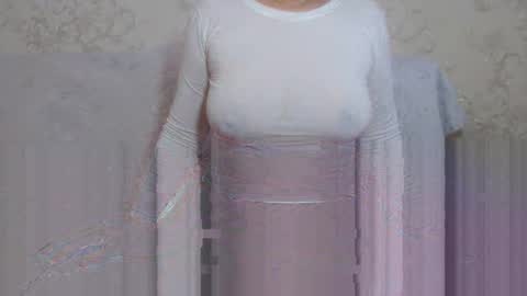 Snapshot of single__mom chatting on 01.02.25 Arina online show from 01.02.25