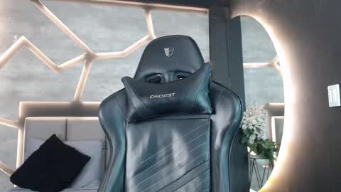 Snapshot of sinlickerr chatting on 02.26.26 SinLickerr online show from 02.26.26