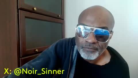 Snapshot of sinnernoir chatting on 04.20.26 My Name Is..............................John online show from 04.20.26