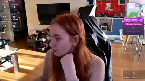 Snapshot of sinnerscorner chatting on 05.05.26 Alya and Mr. Sinner online show from 05.05.26