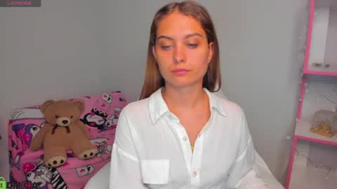 Snapshot of sinti_phillips chatting on 06.03.26 Sitni online show from 06.03.26
