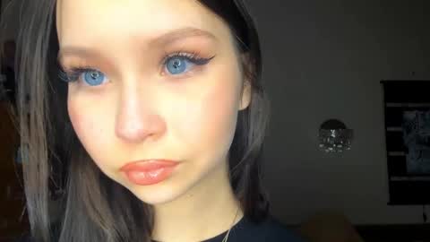 Emma online show from 12.01.25