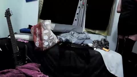 Snapshot of sir__loin411 chatting on 05.19.26 Sir Loin online show from 05.19.26