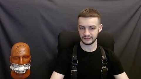 Snapshot of sir_damien chatting on 12.10.24 Sir Damien online show from 12.10.24