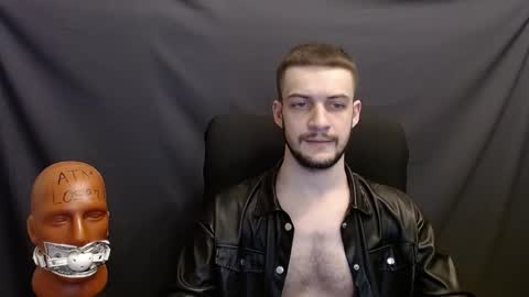 Snapshot of sir_damien chatting on 12.15.24 Sir Damien online show from 12.15.24