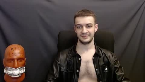 Snapshot of sir_damien chatting on 12.21.24 Sir Damien online show from 12.21.24
