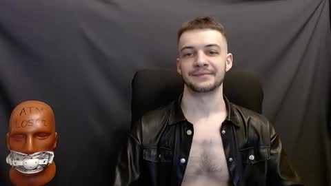 Snapshot of sir_damien chatting on 12.24.24 Sir Damien online show from 12.24.24