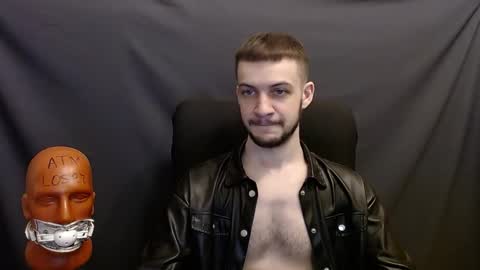 Snapshot of sir_damien chatting on 01.02.25 Sir Damien online show from 01.02.25