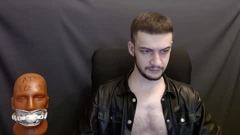 Snapshot of sir_damien chatting on 01.03.25 Sir Damien online show from 01.03.25