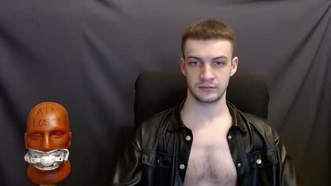 Snapshot of sir_damien chatting on 01.08.25 Sir Damien online show from 01.08.25