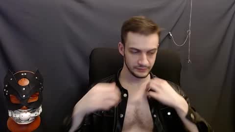 Snapshot of sir_damien chatting on 01.14.25 Sir Damien online show from 01.14.25