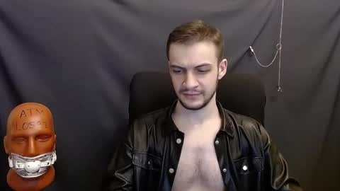 Snapshot of sir_damien chatting on 01.15.25 Sir Damien online show from 01.15.25