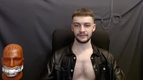 Snapshot of sir_damien chatting on 01.22.25 Sir Damien online show from 01.22.25