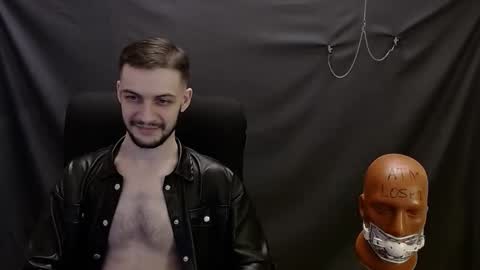 Snapshot of sir_damien chatting on 01.24.25 Sir Damien online show from 01.24.25