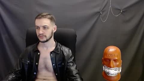 Snapshot of sir_damien chatting on 01.24.25 Sir Damien online show from 01.24.25