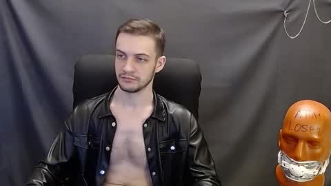 Snapshot of sir_damien chatting on 02.08.25 Sir Damien online show from 02.08.25