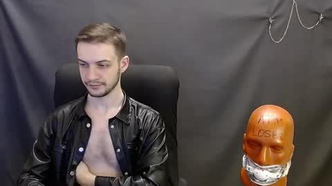 Snapshot of sir_damien chatting on 02.08.25 Sir Damien online show from 02.08.25