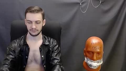 Snapshot of sir_damien chatting on 02.16.25 Sir Damien online show from 02.16.25