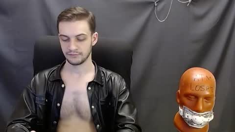 Snapshot of sir_damien chatting on 03.02.25 Sir Damien online show from 03.02.25
