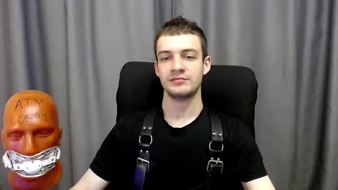 Snapshot of sir_damien chatting on 09.13.25 Sir Damien online show from 09.13.25
