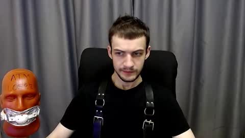 Snapshot of sir_damien chatting on 09.21.25 Sir Damien online show from 09.21.25