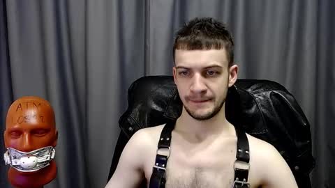 Snapshot of sir_damien chatting on 10.19.25 Sir Damien online show from 10.19.25