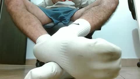 Snapshot of sir_tall_dom chatting on 12.16.25 AlphaMaster Rodrick online show from 12.16.25