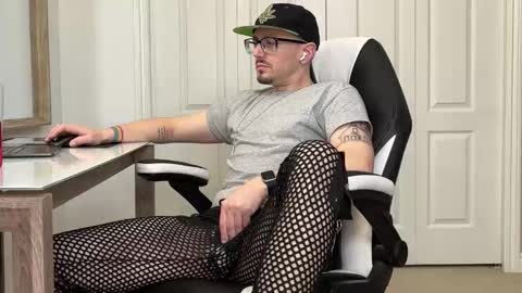 Sir Daddy McQween online show from 01.08.26